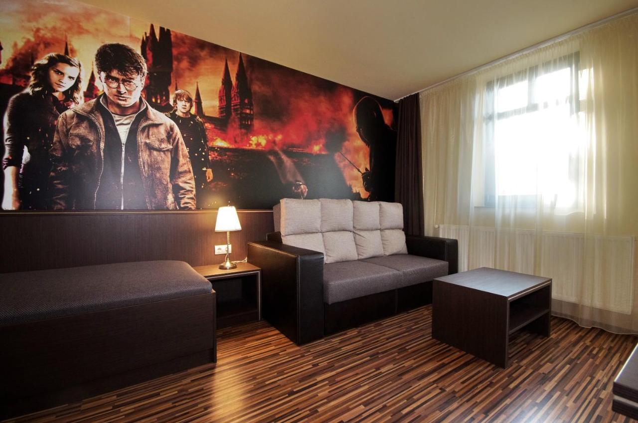 Corvin Apartman Gyula Esterno foto