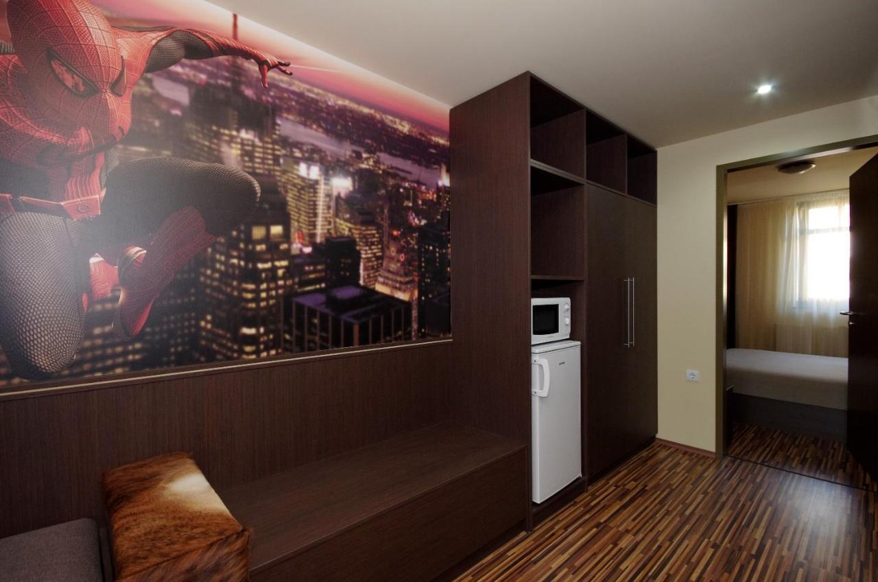 Corvin Apartman Gyula Esterno foto